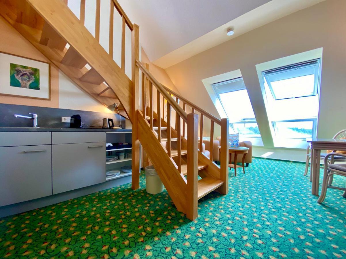 Hotel Am Mueritz-Nationalpark Waren  Extérieur photo