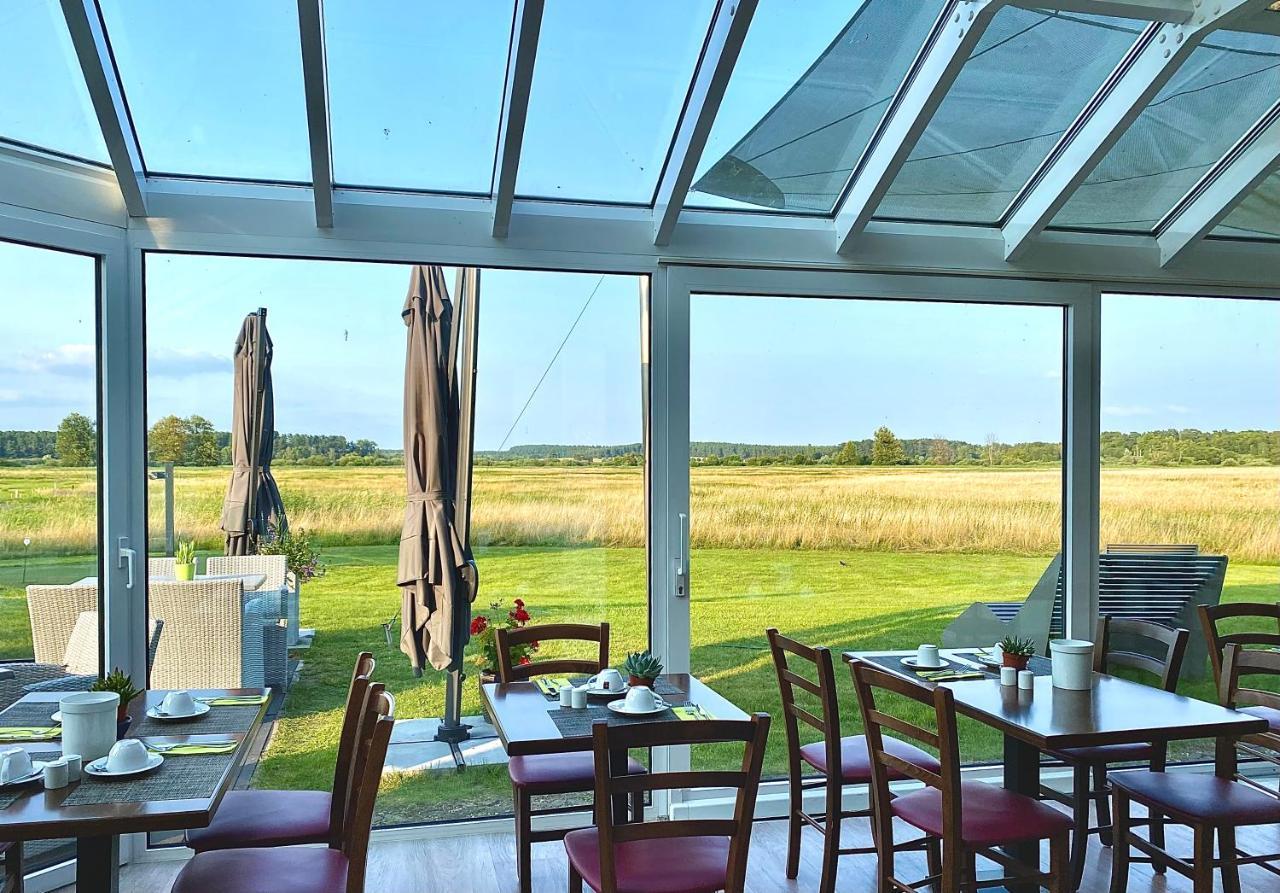 Hotel Am Mueritz-Nationalpark Waren  Extérieur photo