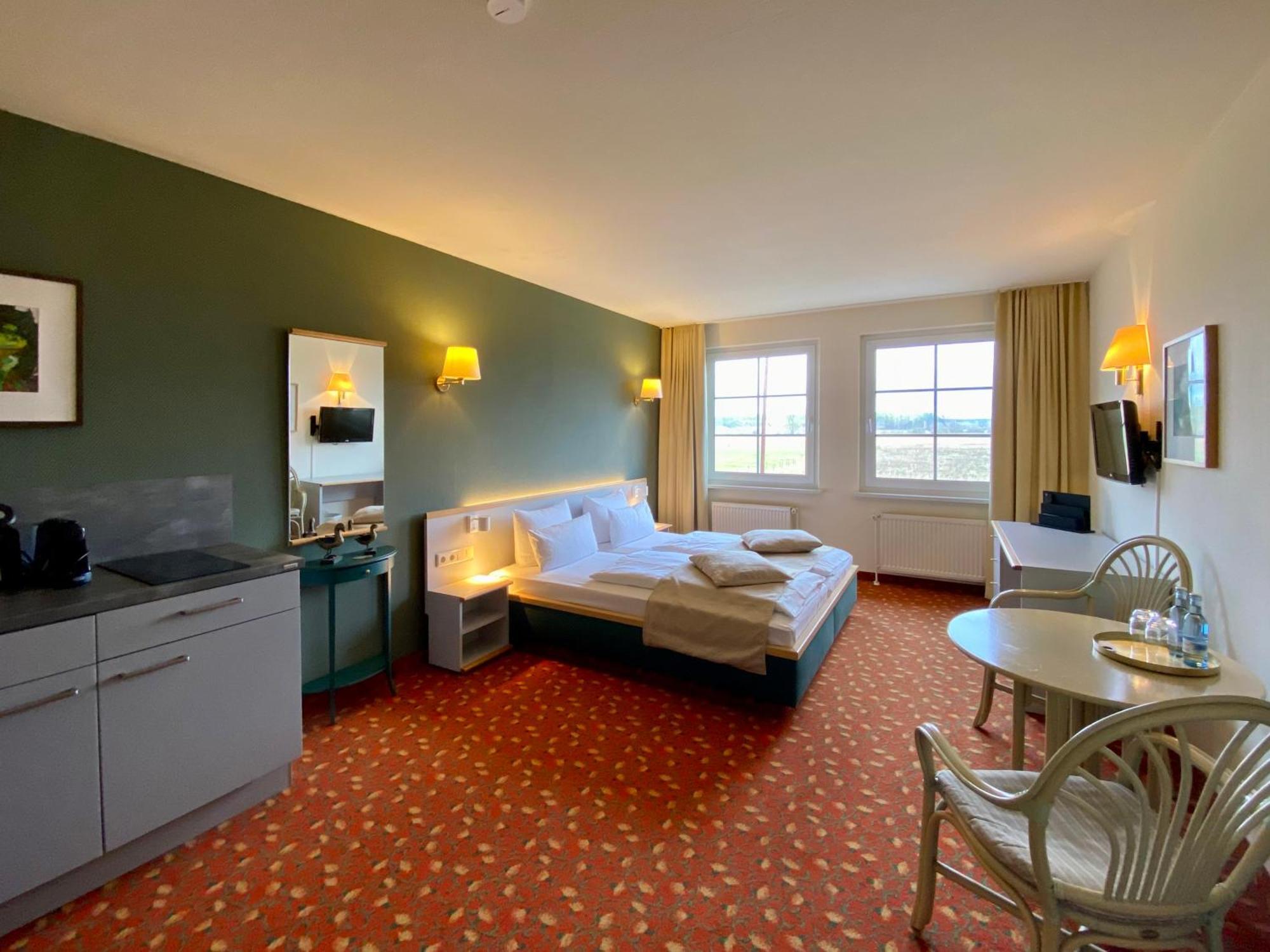 Hotel Am Mueritz-Nationalpark Waren  Extérieur photo